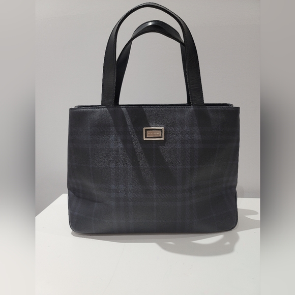 Handbags - Vintage Burberry Tote bag